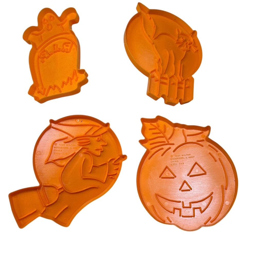 Vintage 80s Wilton Halloween Cookie Cutters Set w/ Recipe‎ Card Unused